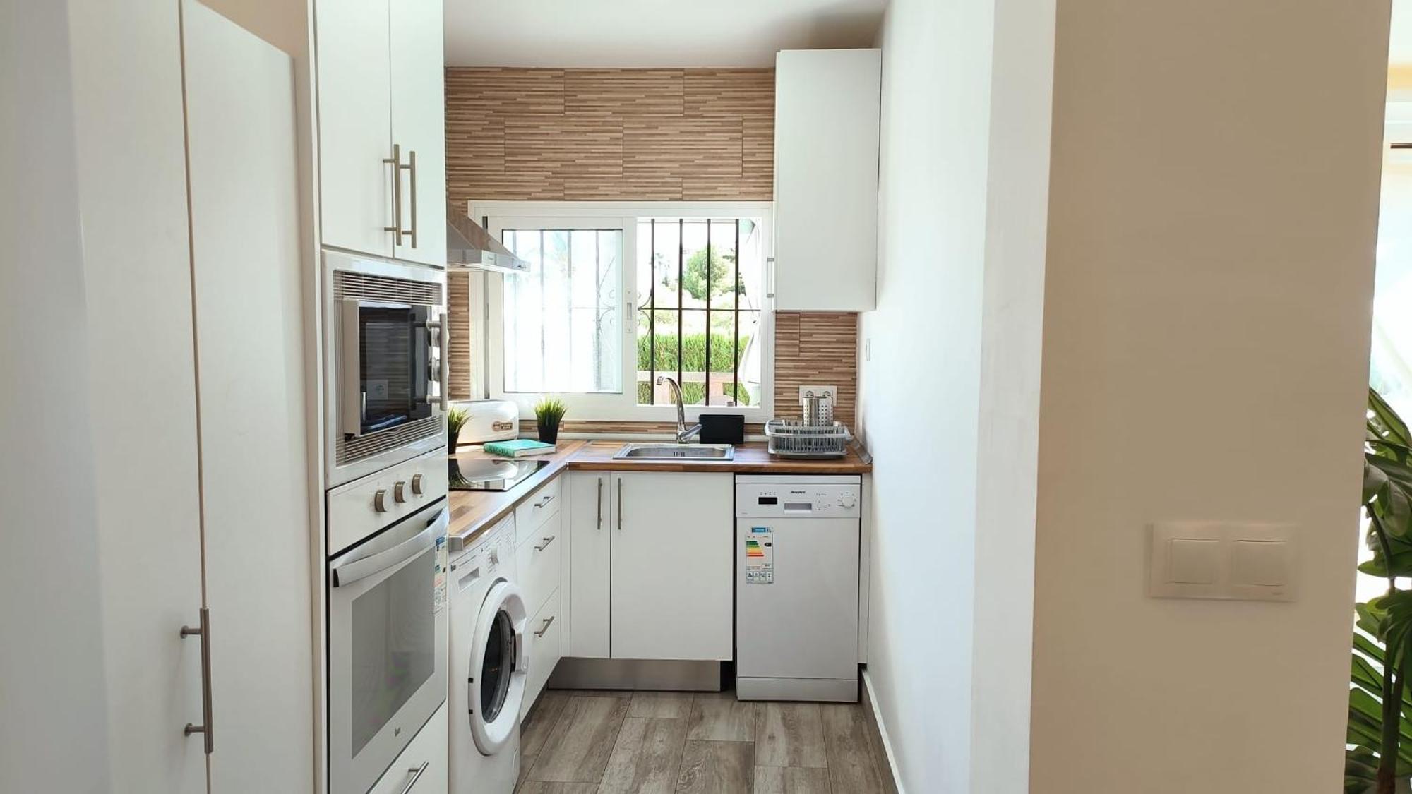 Sea View Apartment In Benalmádena Kültér fotó