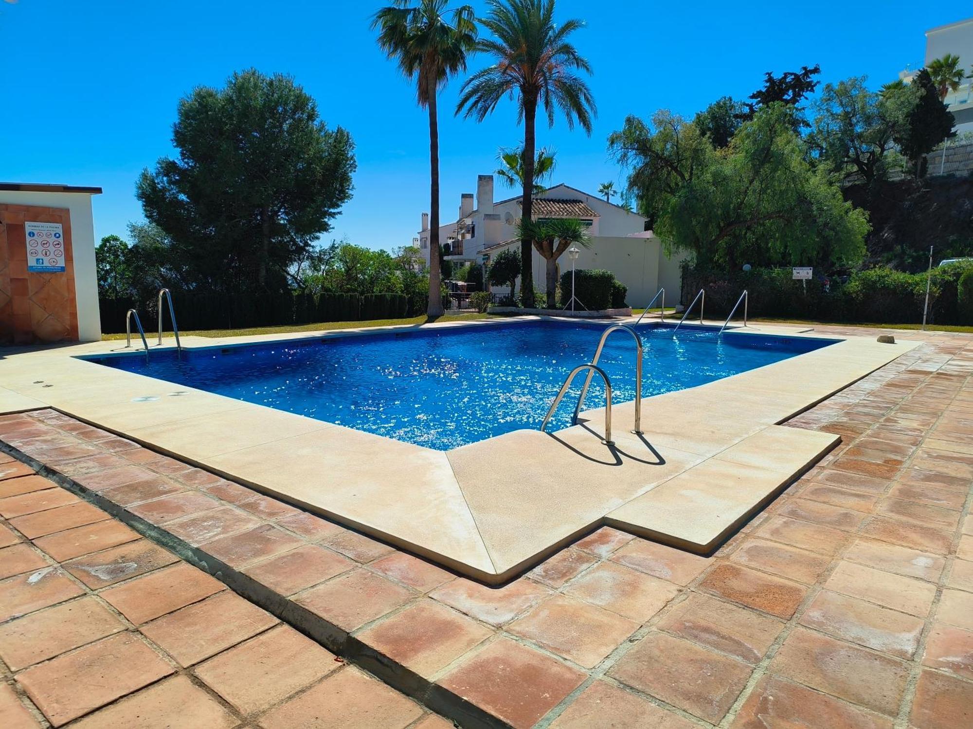 Sea View Apartment In Benalmádena Kültér fotó